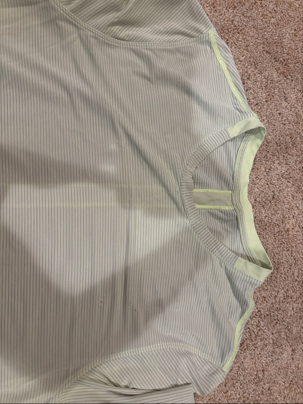 Lululemon T - Picture 5 of 5